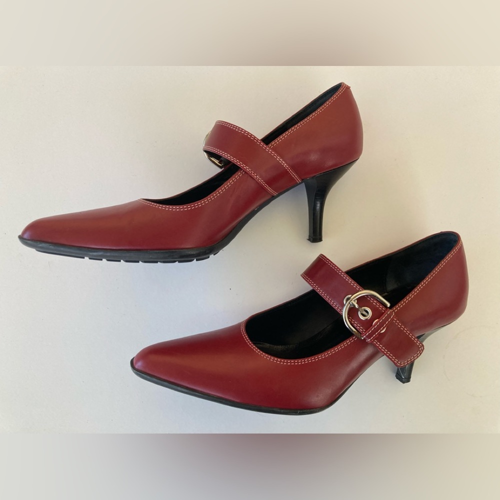 Coach Julianne Mary Jane heels